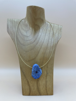 Lapislazuli-Rohstein mit Rubin „Fruits of the Mountain“